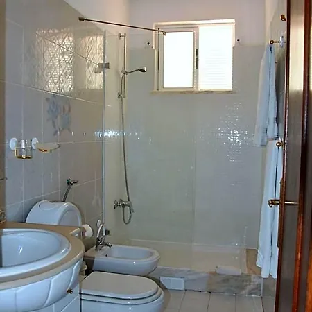 Comfortable And Well Equipped Terrace With Private Pool And Air Conditioni 3*