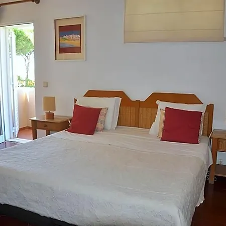 Comfortable And Well Equipped Terrace With Private Pool And Air Conditioni ホテル 3*